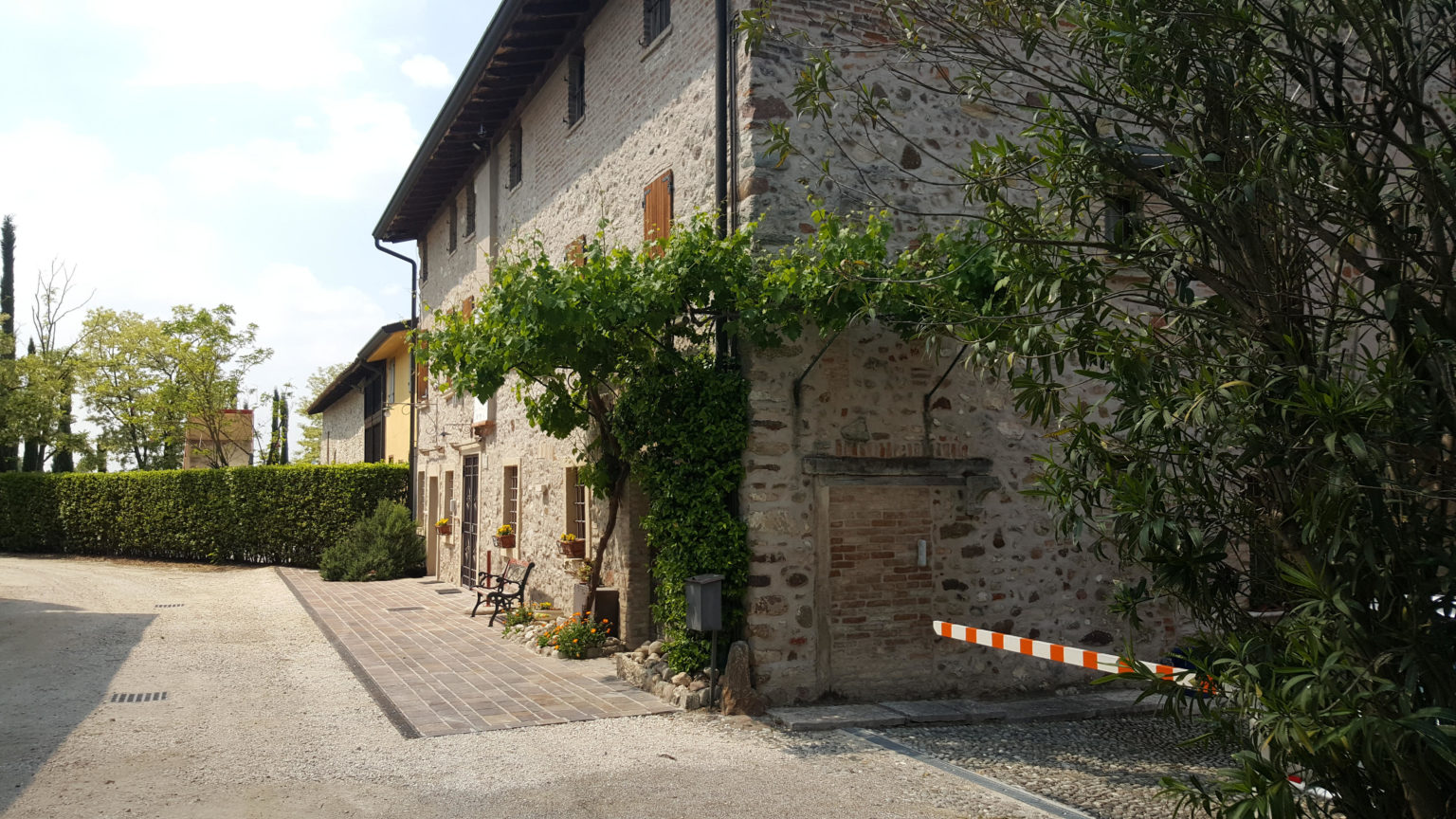 Contry House a Pozzolengo